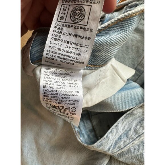 Levi's Baggy Dad Jeans in Fan Fare Light Wash Size 29 - Picture 6 of 8